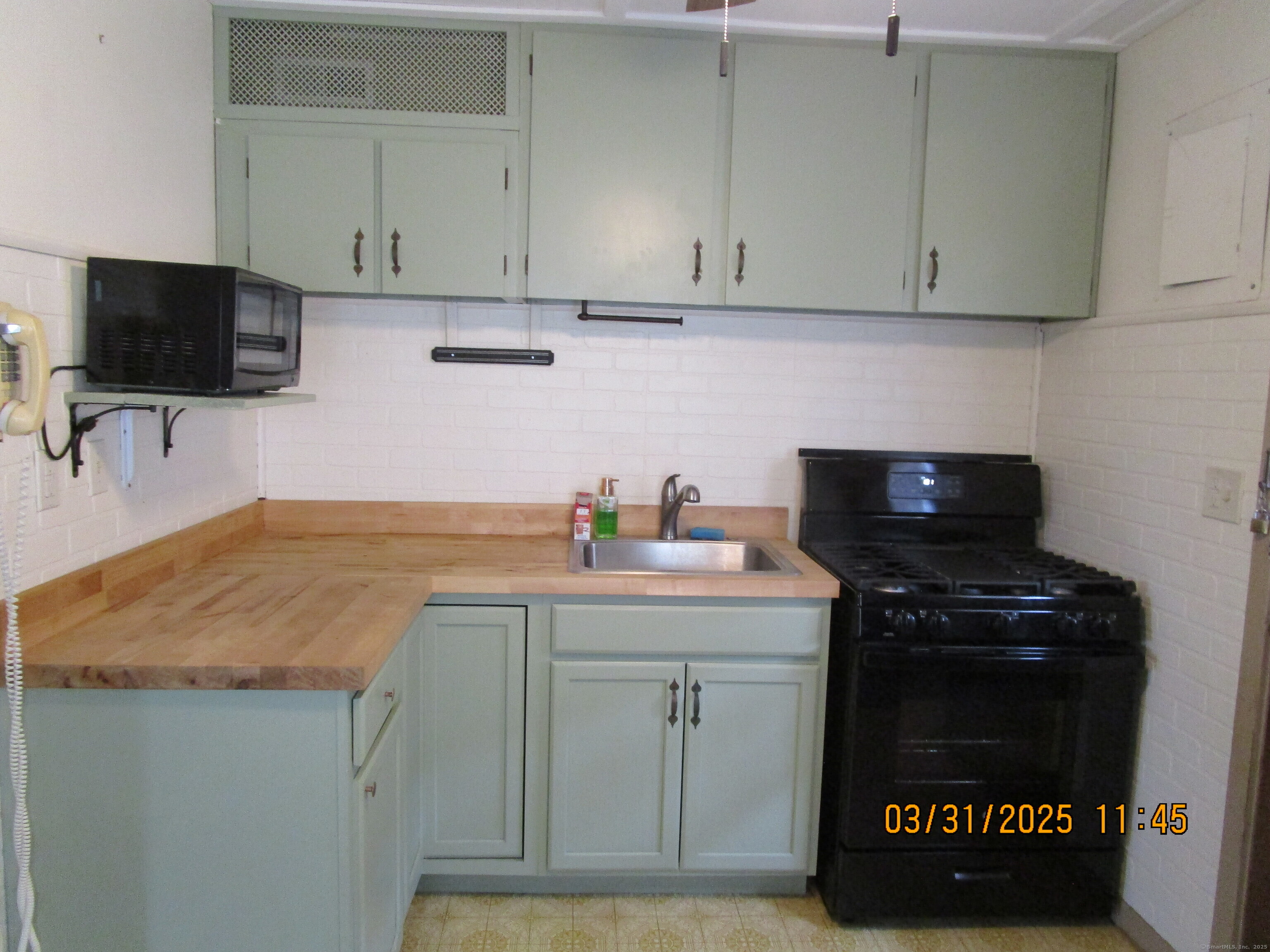 1131 Success Avenue, Stratford, Connecticut image 18