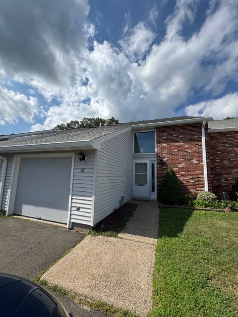 Photo of 705 Lake Avenue #18, Bristol, CT 06010 (MLS # 24124614)