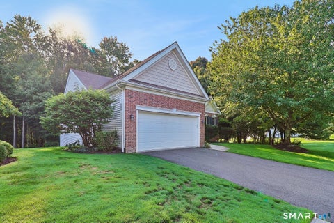 Tiny photo for 155 Country Club Drive #155, Oxford, CT 06478 (MLS # 24208843)