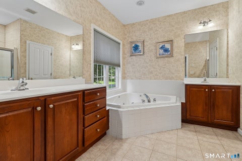 Tiny photo for 155 Country Club Drive #155, Oxford, CT 06478 (MLS # 24208843)