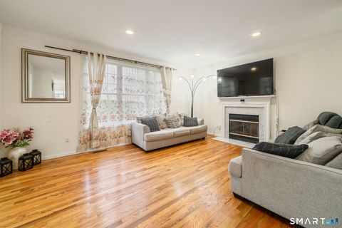 Tiny photo for 9 Gettysburg Road #9, Southbury, CT 06488 (MLS # 24149603)