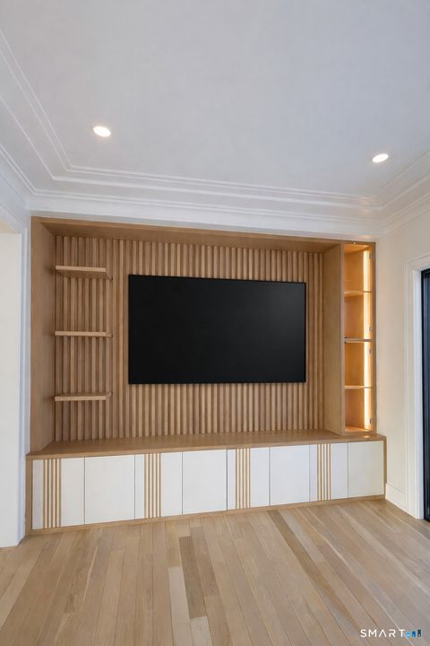 Tiny photo for 20 N Lake Shore Drive, Brookfield, CT 06804 (MLS # 24151003)