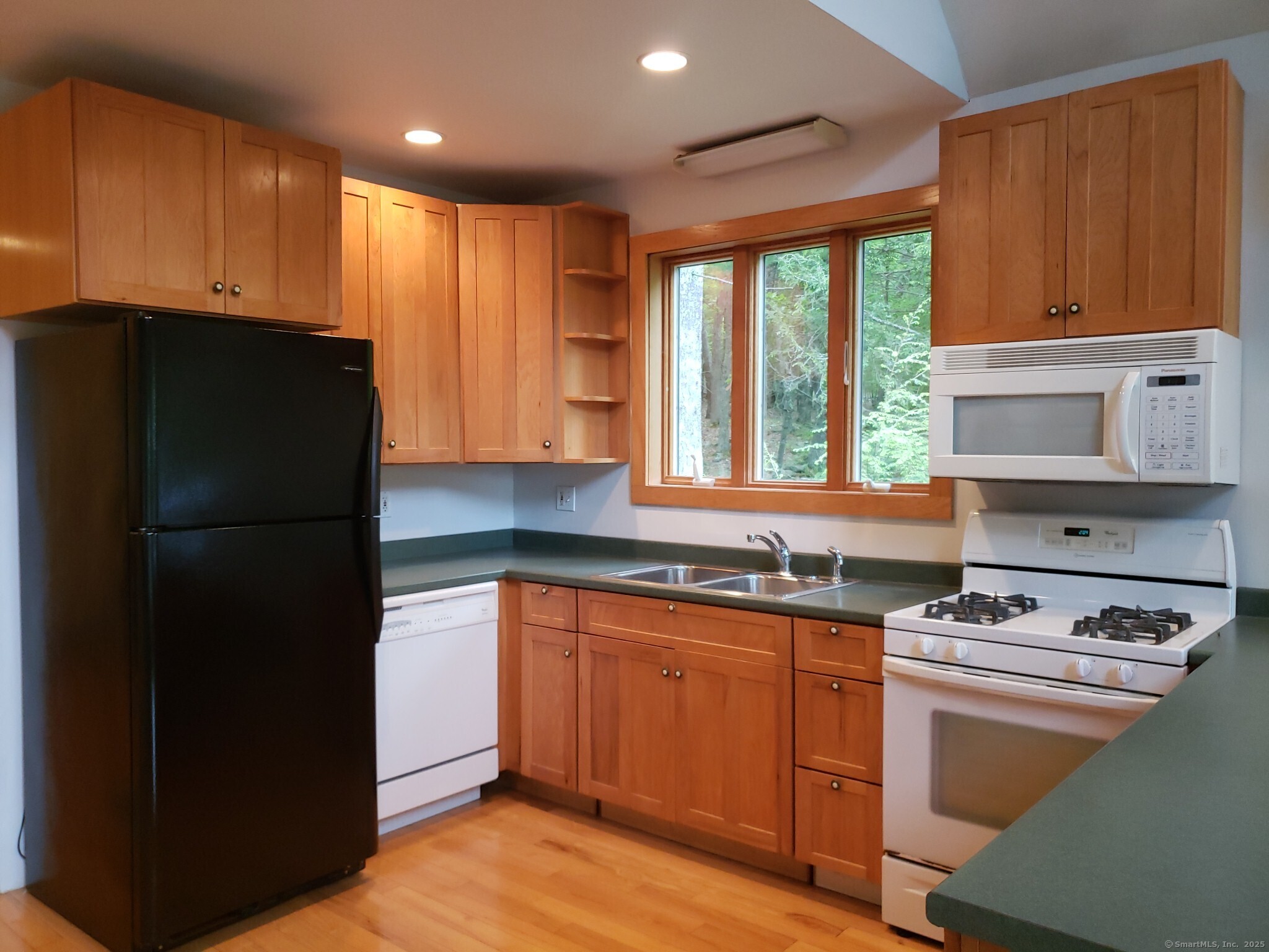 570 Hartford Road, Brooklyn, Connecticut image 17