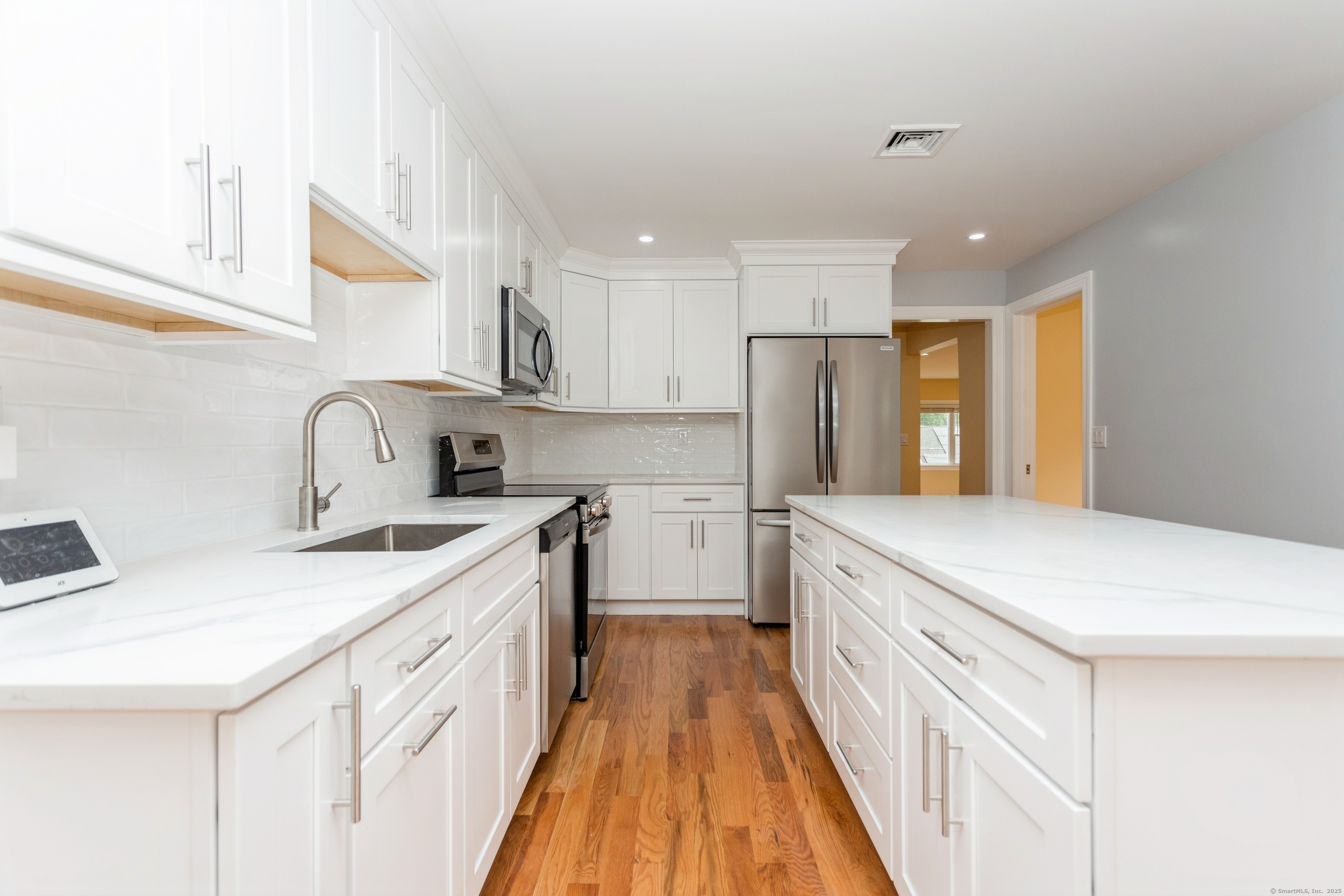 171 Ashton Street, Bridgeport, Connecticut image 9