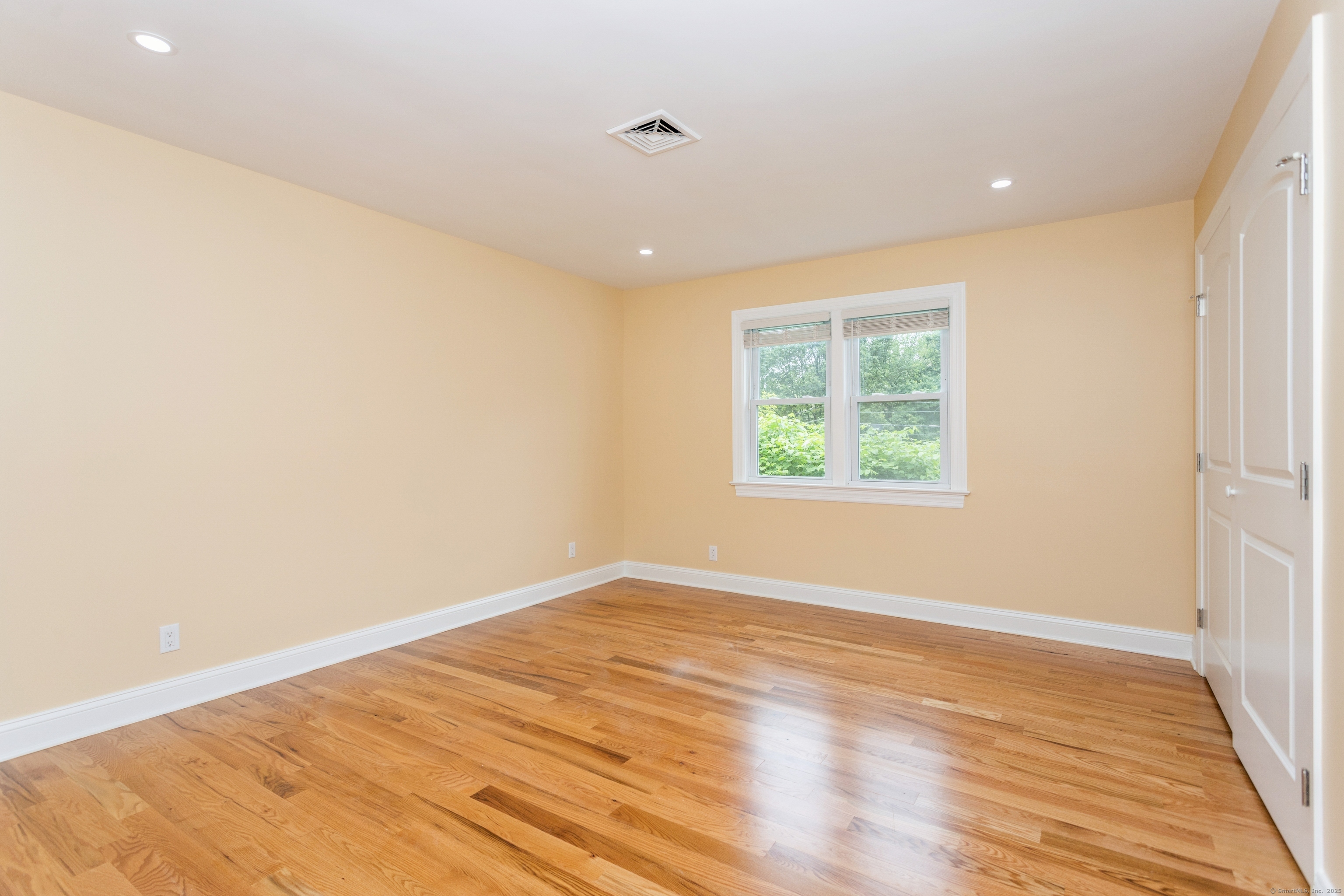171 Ashton Street, Bridgeport, Connecticut image 16