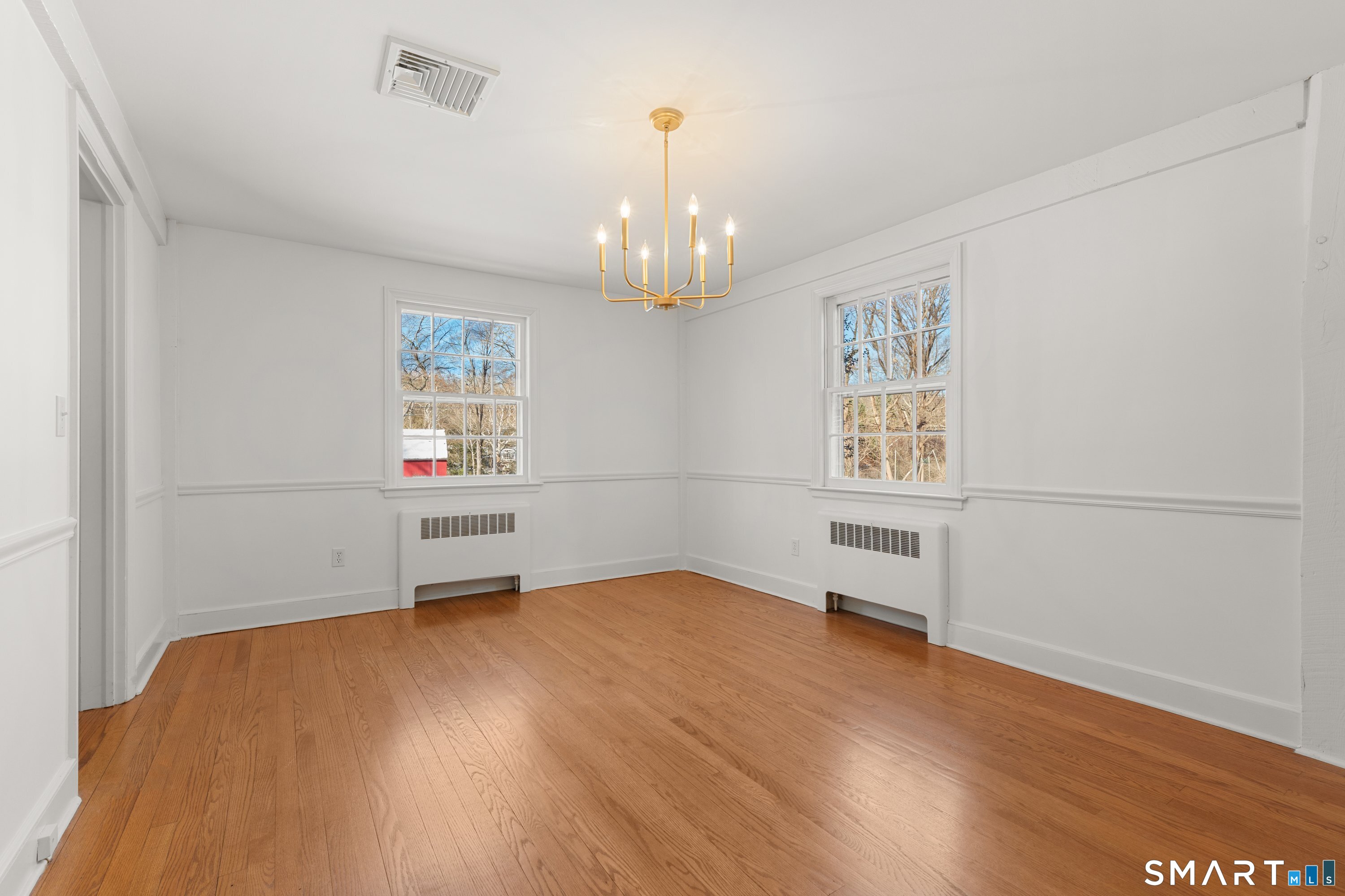 111 Lyons Plain Road