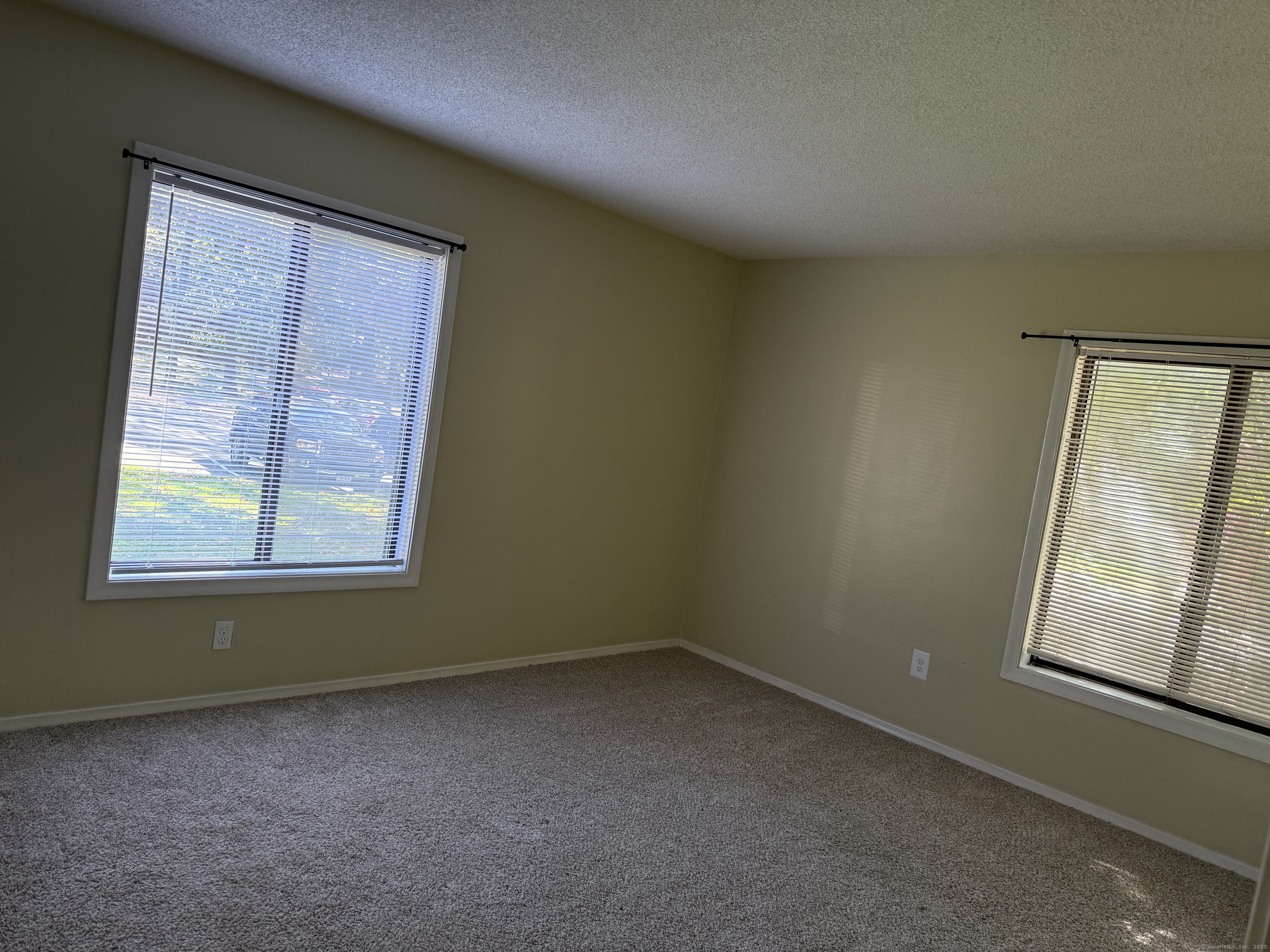20 Woodsedge Drive APT 4B