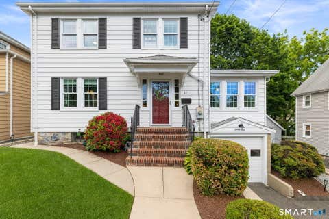 Homes For Sale - 31 Puritan Lane<br/> Stamford, CT 06906