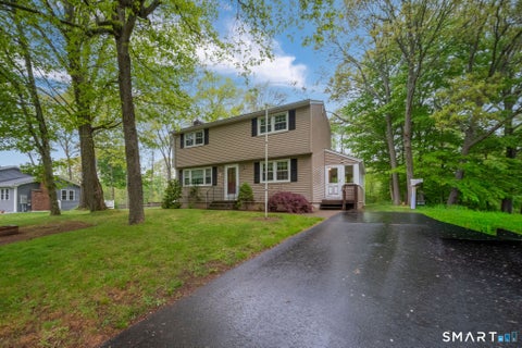 Homes For Sale - 14 Hill View Lane<br/> Middlesex County, Clinton, CT 06413