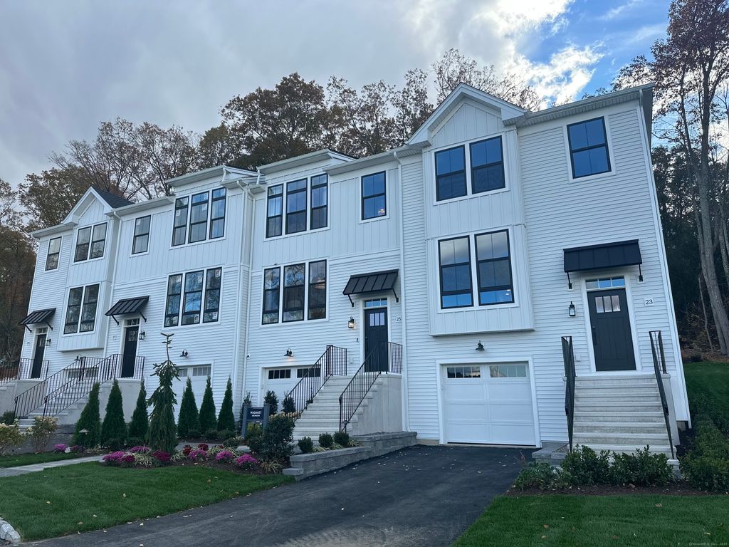 Photo of 43 Bramble Way, Brookfield, CT 06804 (MLS # 24135842)