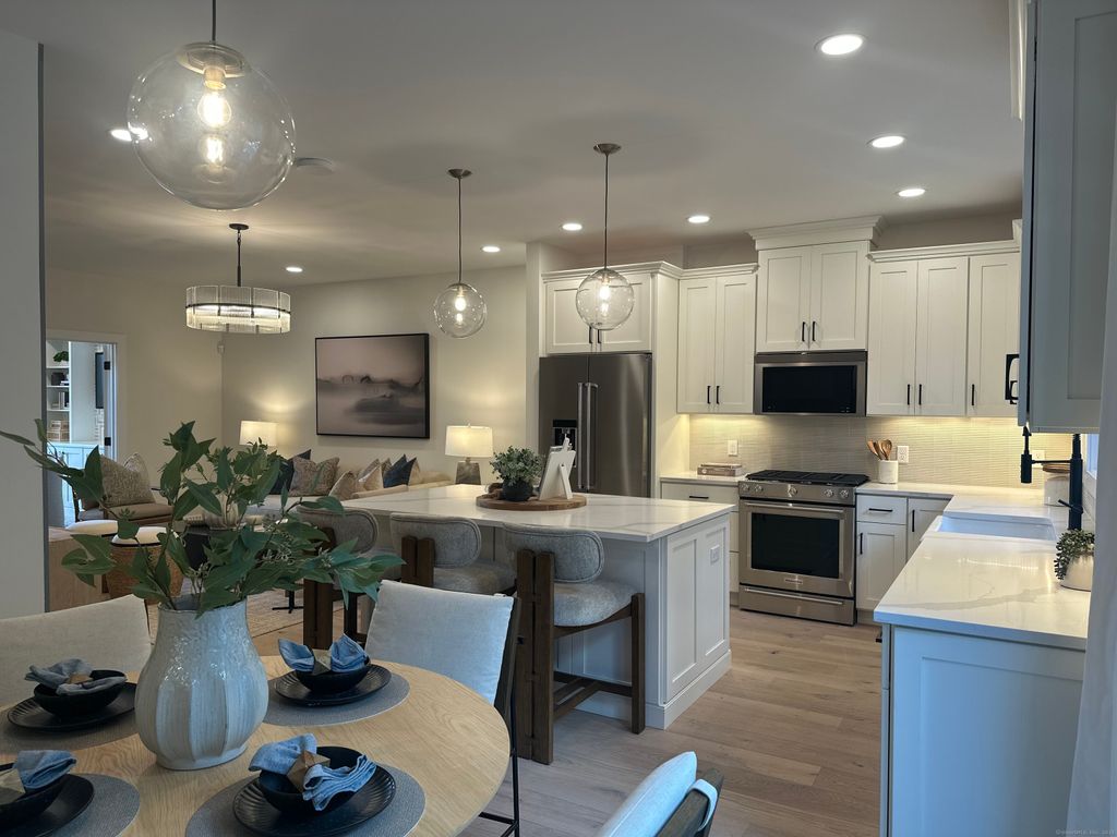 Photo of 43 Bramble Way, Brookfield, CT 06804 (MLS # 24135842)