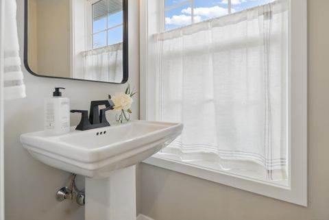 Tiny photo for 409 Prospect Avenue #5, West Hartford, CT 06119 (MLS # 24137189)