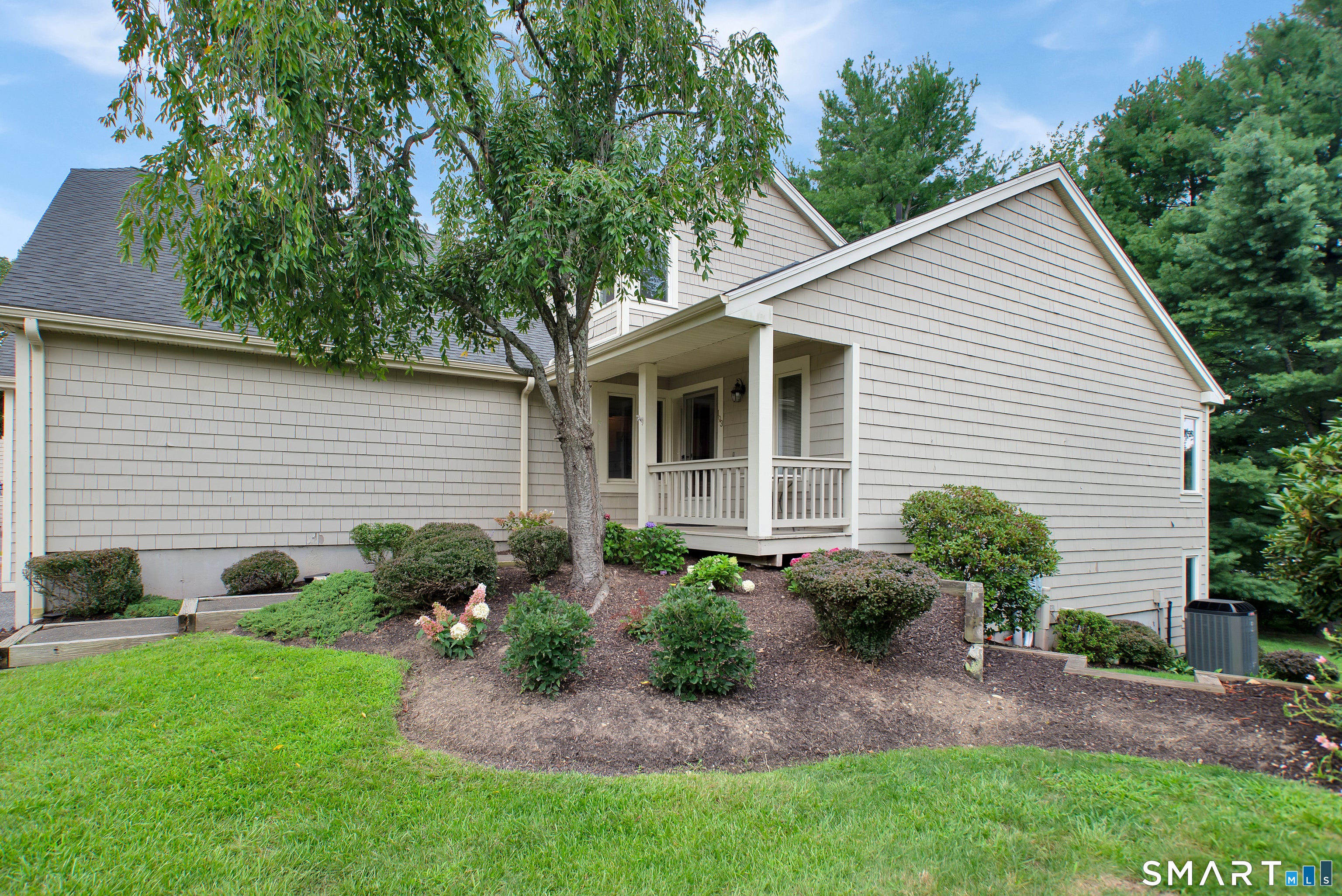 12 Boulevard Drive 36-193