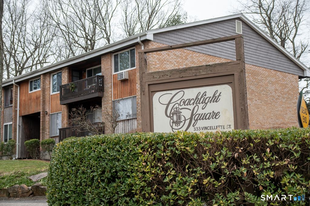 Photo of 333 Vincellette Street #8, Bridgeport, CT 06606 (MLS # 24159344)