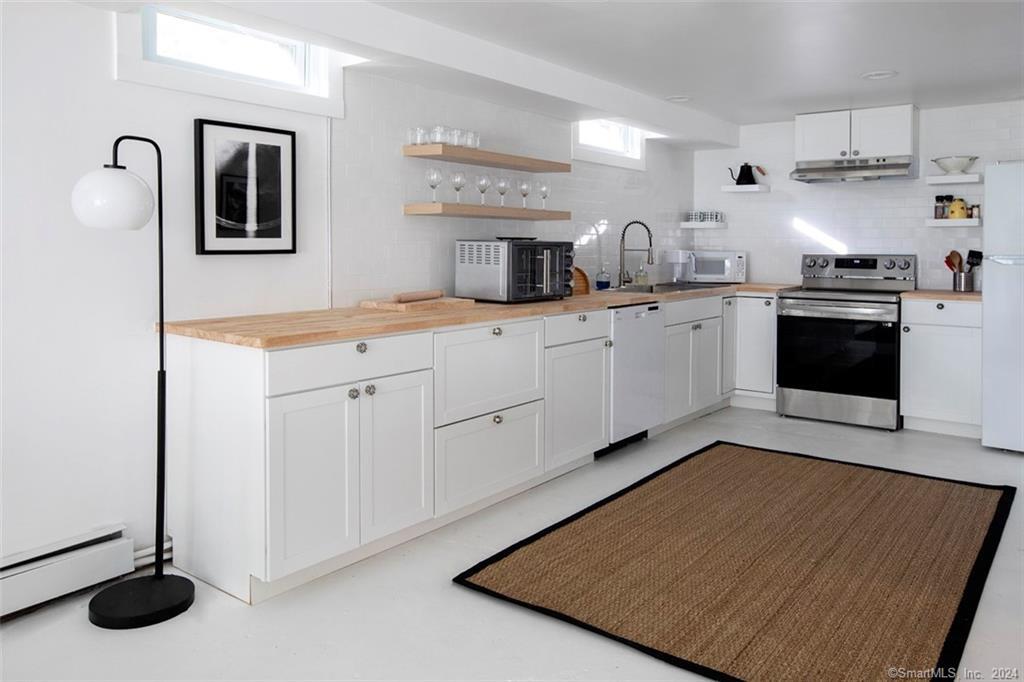 10 (LOWER) Sentry Hill Road