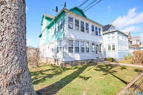 203-207 Wayne Street Bridgeport CT 06606