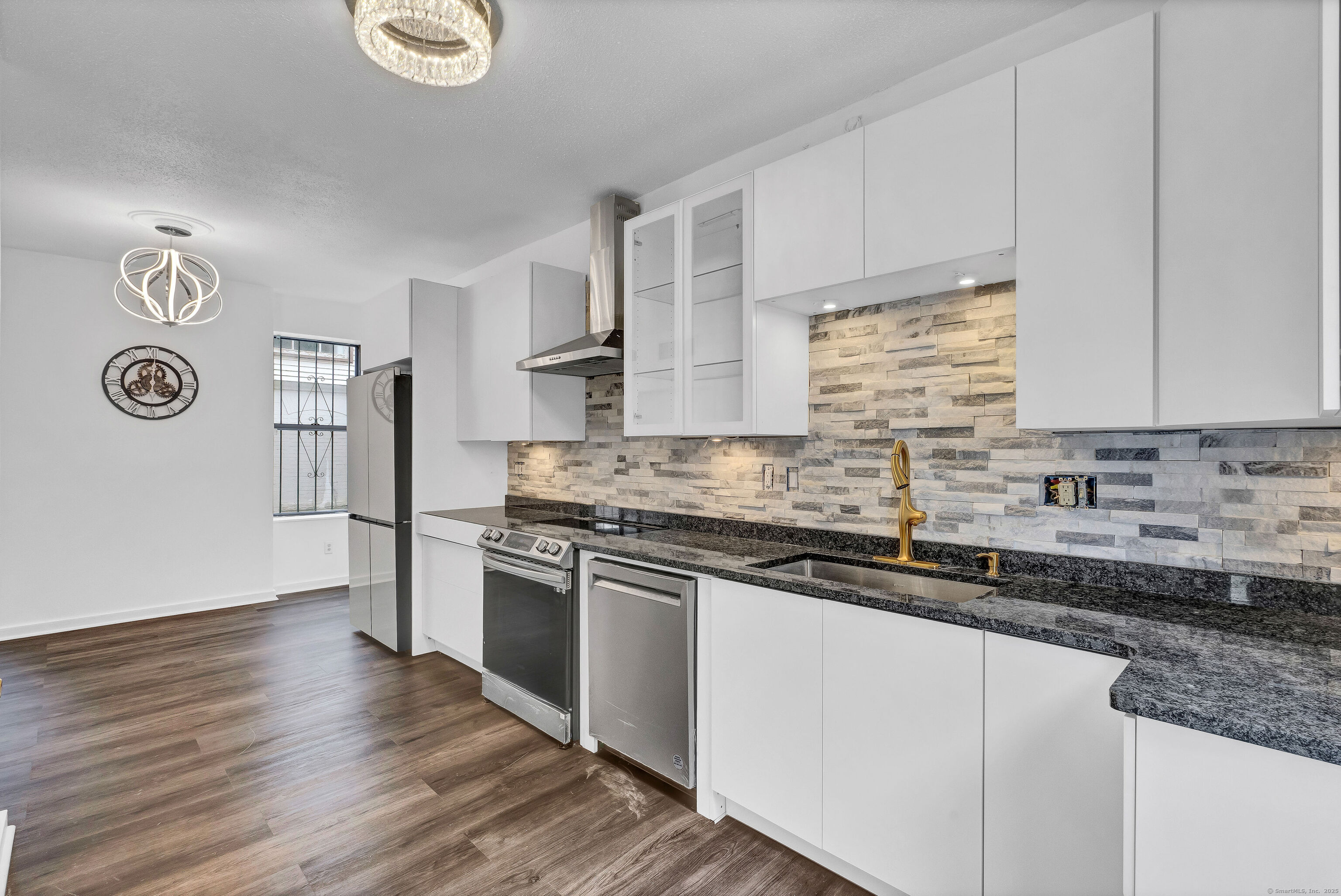 39 Wethersfield Avenue #APT A, Hartford, Connecticut image 11