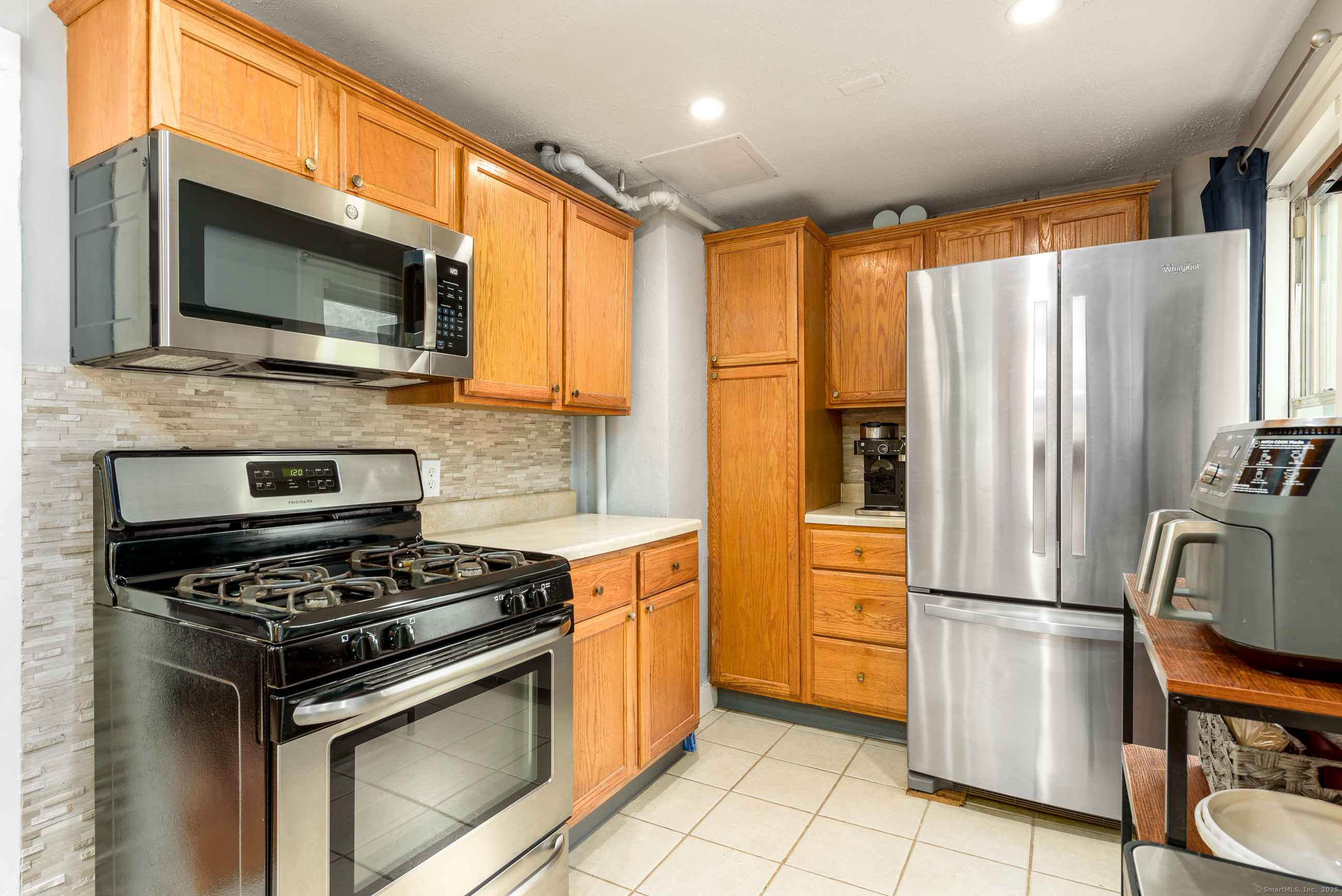 154 Highland Street, Manchester, Connecticut image 16