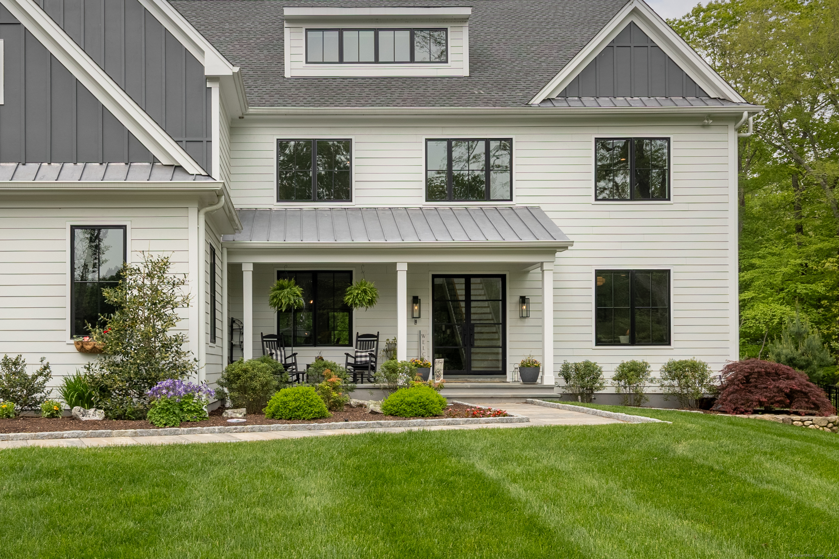 284 Ingleside Drive