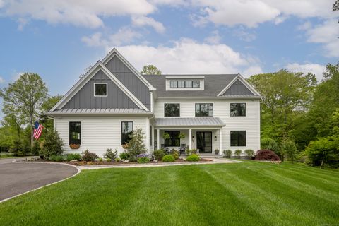 284 Ingleside Drive Stamford CT 06903