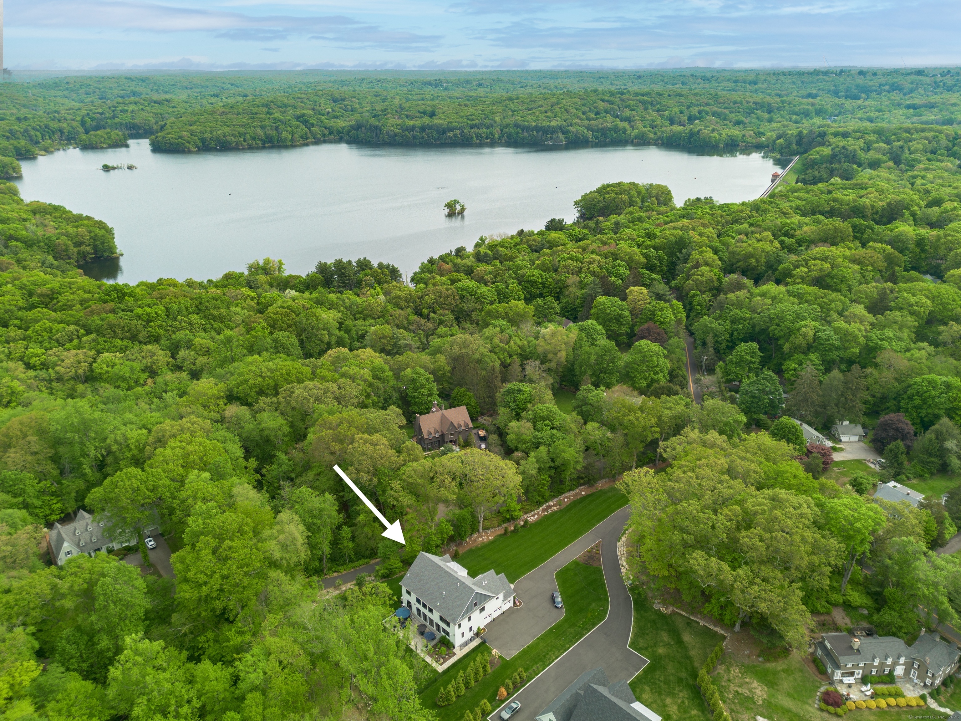 284 Ingleside Drive