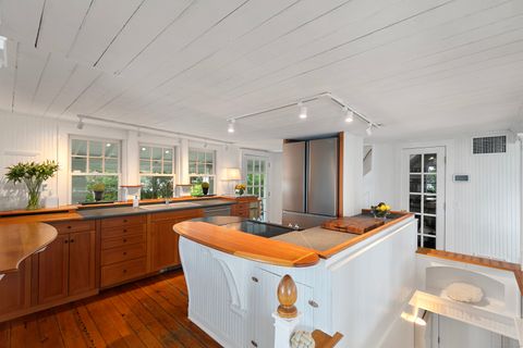 Tiny photo for 33 Thimble Farms Road, Branford, CT 06405 (MLS # 24128528)