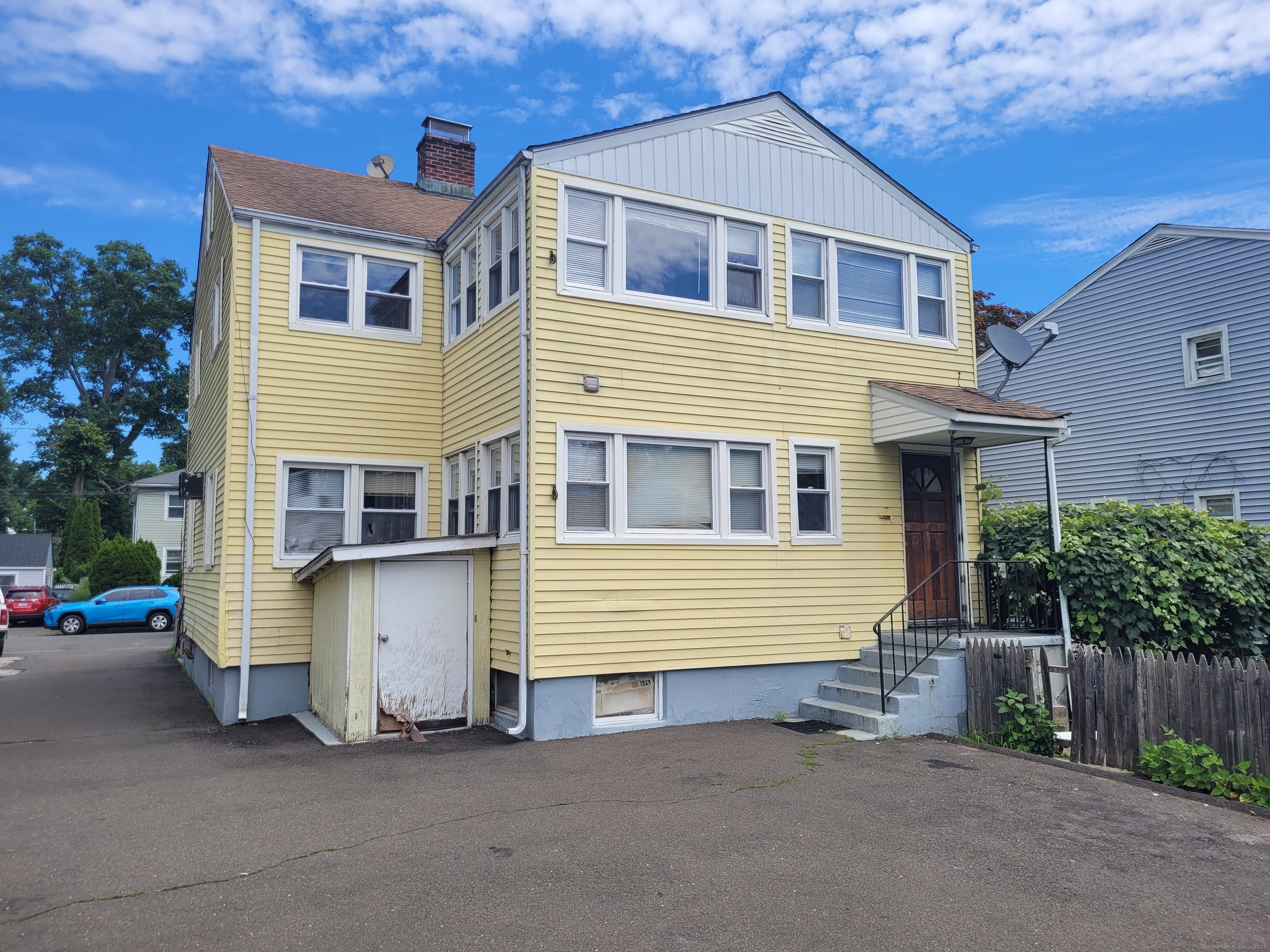 16 Carolina Road