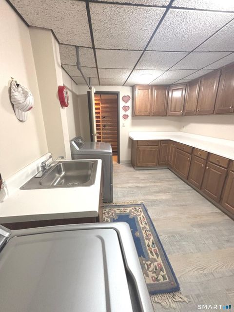 Tiny photo for 10 Ironwood Lane #10, West Hartford, CT 06117 (MLS # 24152955)