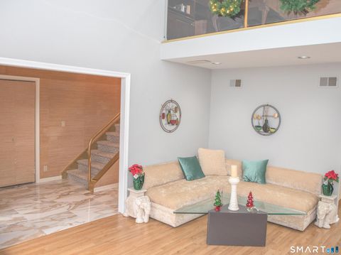 Tiny photo for 10 Ironwood Lane #10, West Hartford, CT 06117 (MLS # 24152955)