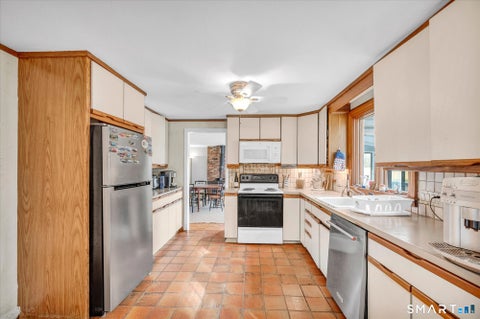 Tiny photo for 5 Clifdon Drive, Simsbury, CT 06070 (MLS # 24217939)