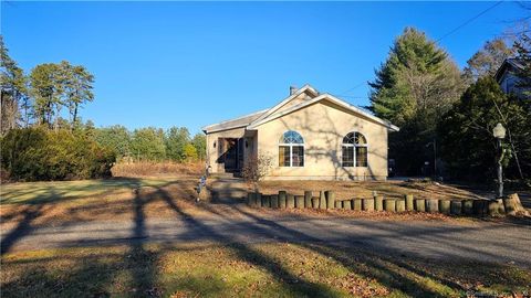 Single Family Residence in Enfield CT 350 Maple Street 1.jpg