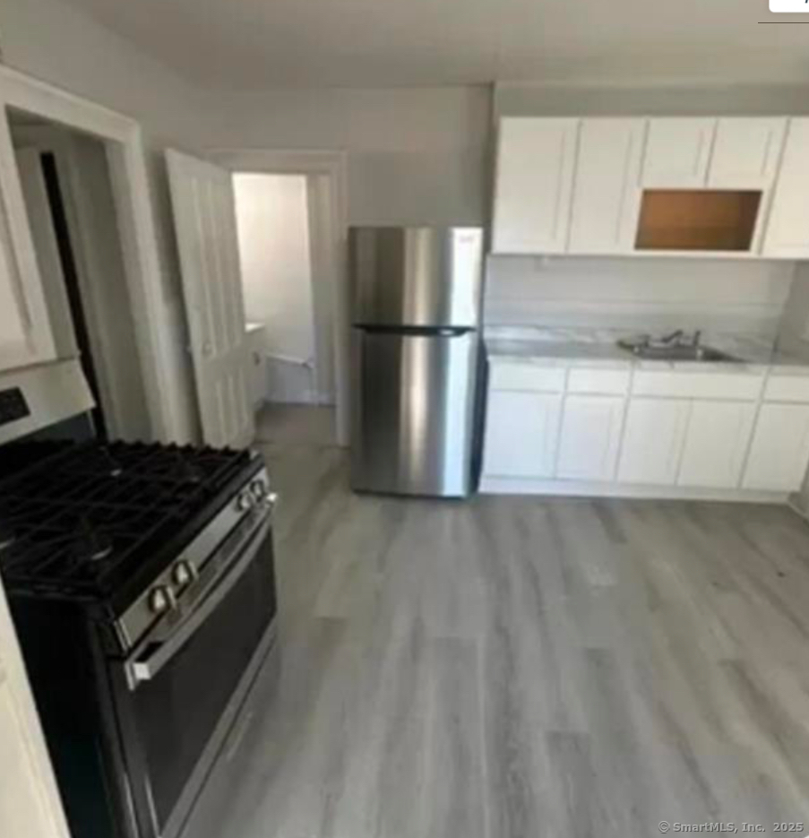 Rental Property at Barnum Avenue, Bridgeport, Connecticut - Bedrooms: 2 
Bathrooms: 1 
Rooms: 5  - $2,000 MO.