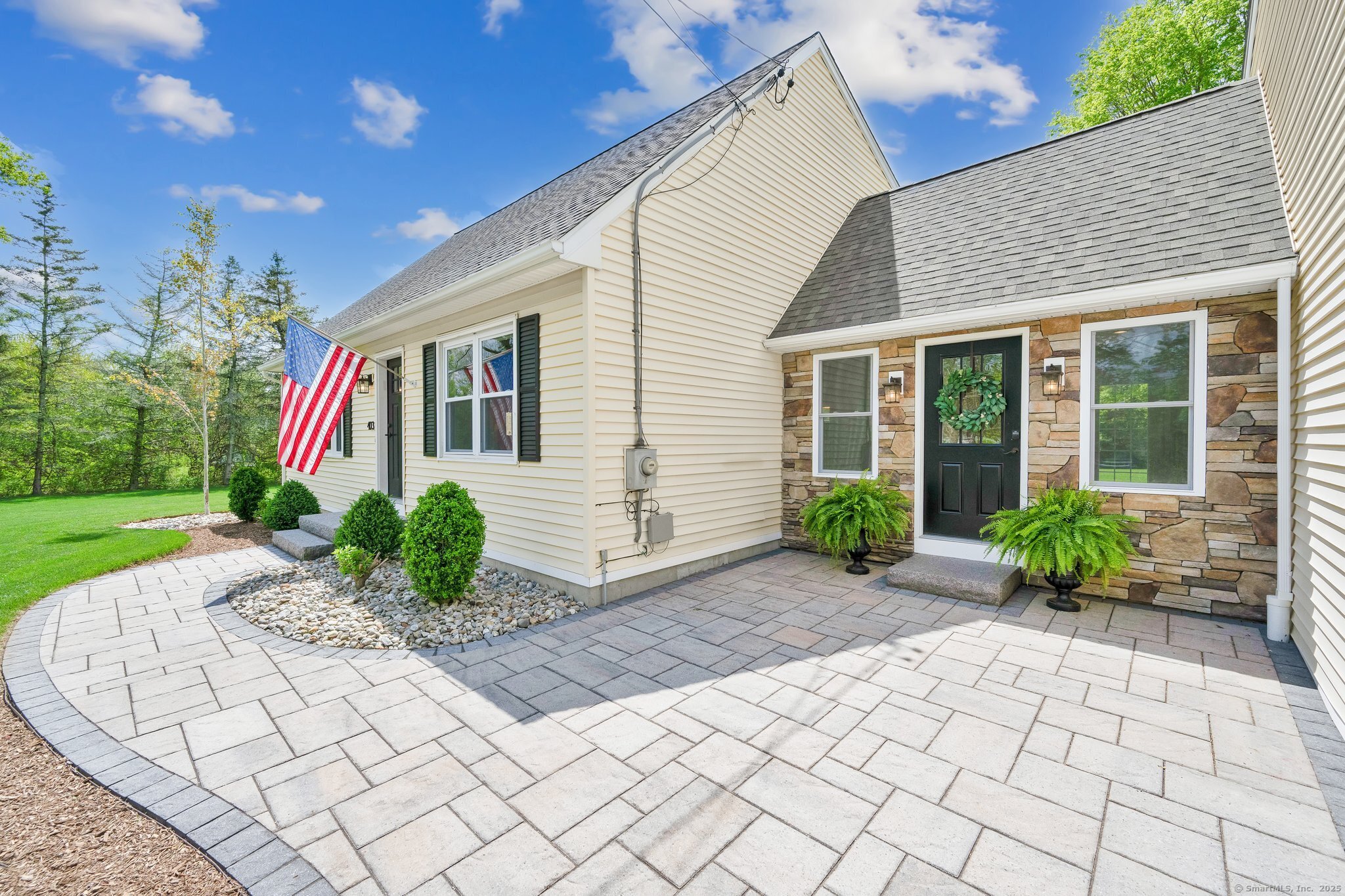 403 Buff Cap Road, Tolland, Connecticut image 4
