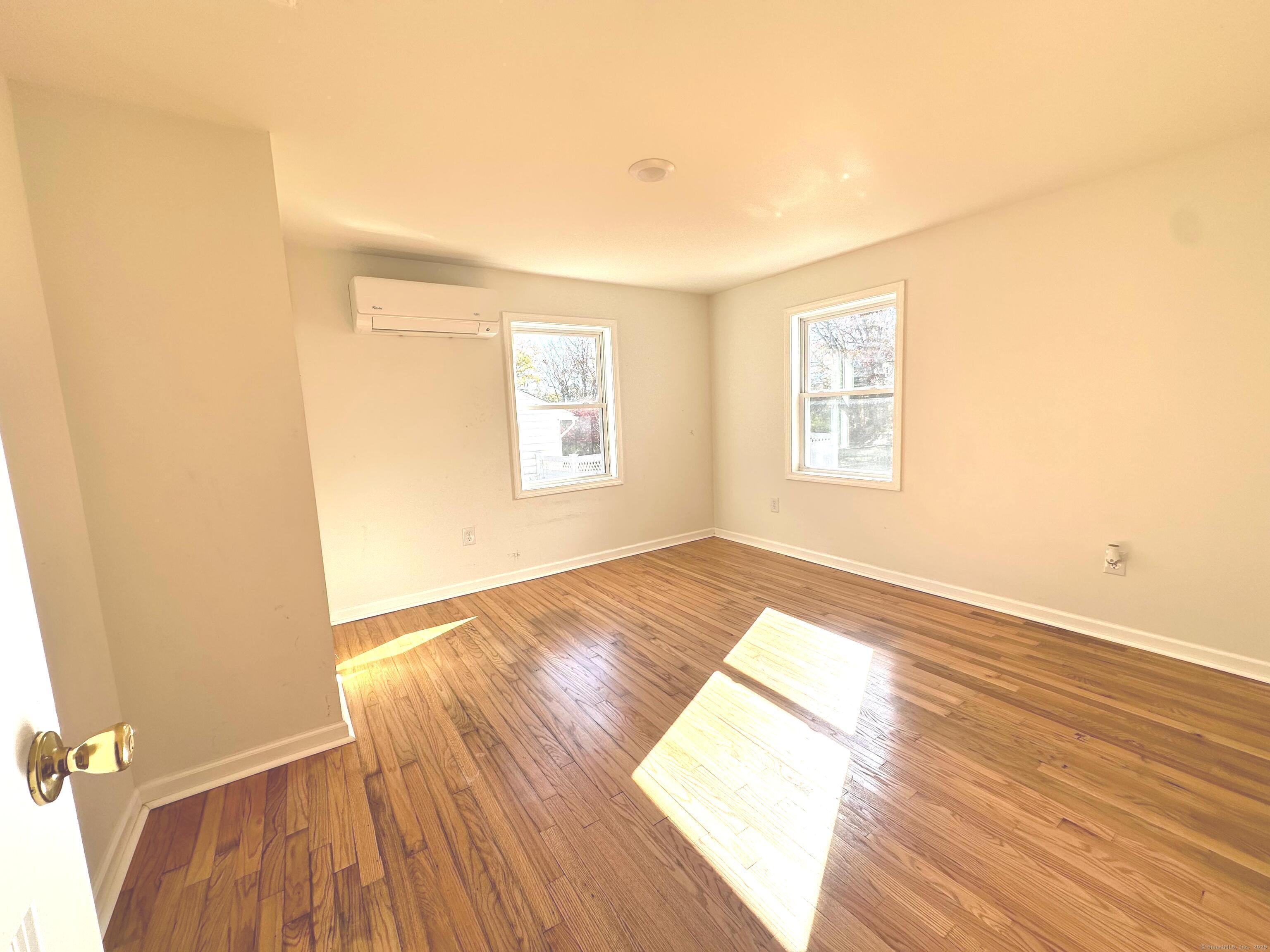 Windham, Connecticut 06226, United States, 4 Bedrooms Bedrooms, ,2 BathroomsBathrooms,Residential,Active,237719