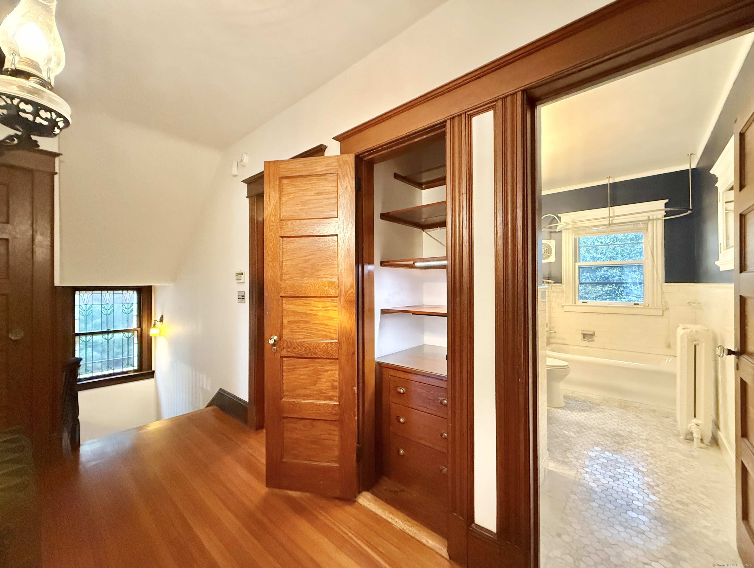 Stamford, Connecticut 06902, United States, 5 Bedrooms Bedrooms, ,3 BathroomsBathrooms,Residential,Coming Soon,227627