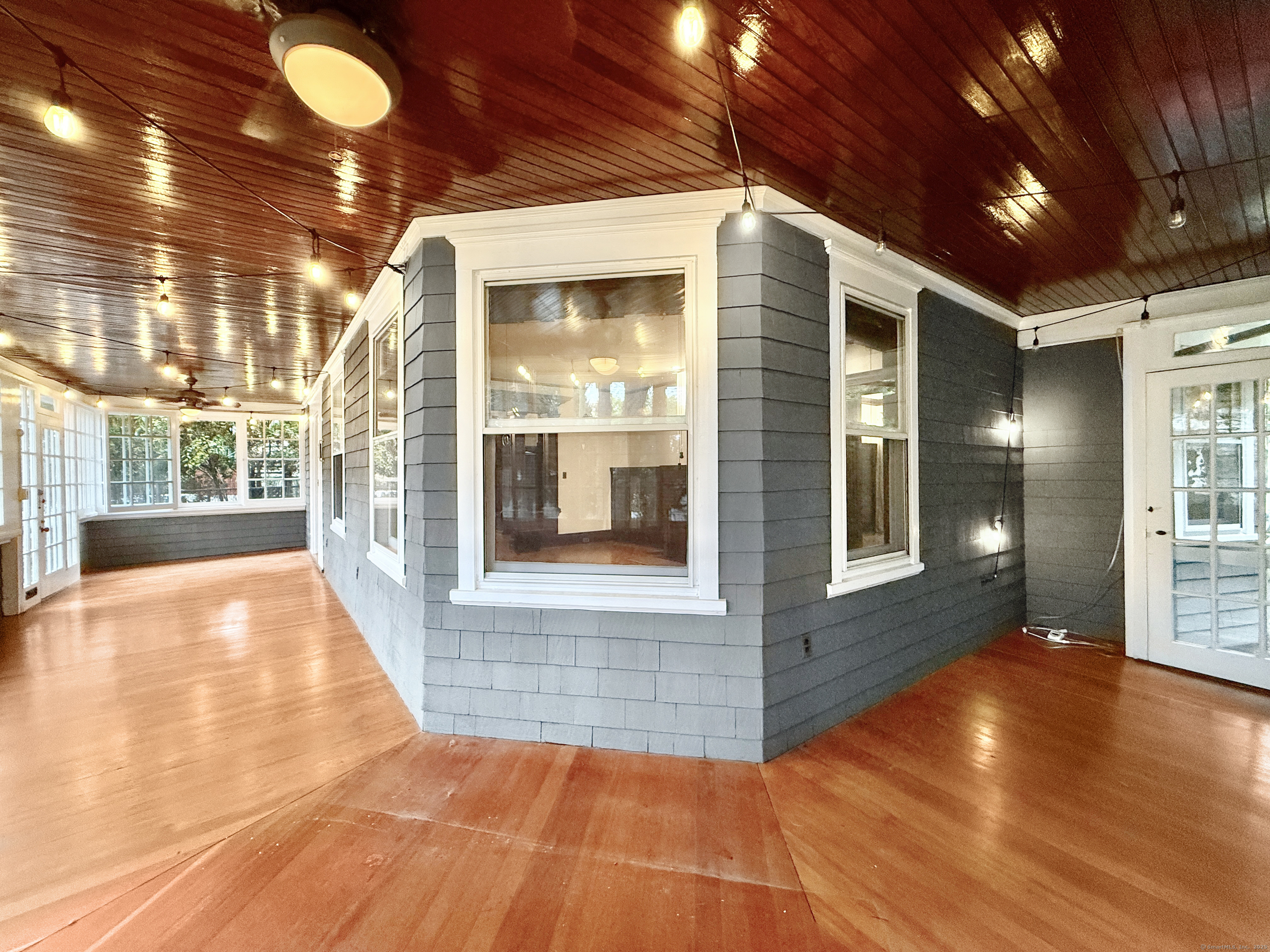 Stamford, Connecticut 06902, United States, 5 Bedrooms Bedrooms, ,3 BathroomsBathrooms,Residential,Coming Soon,227627