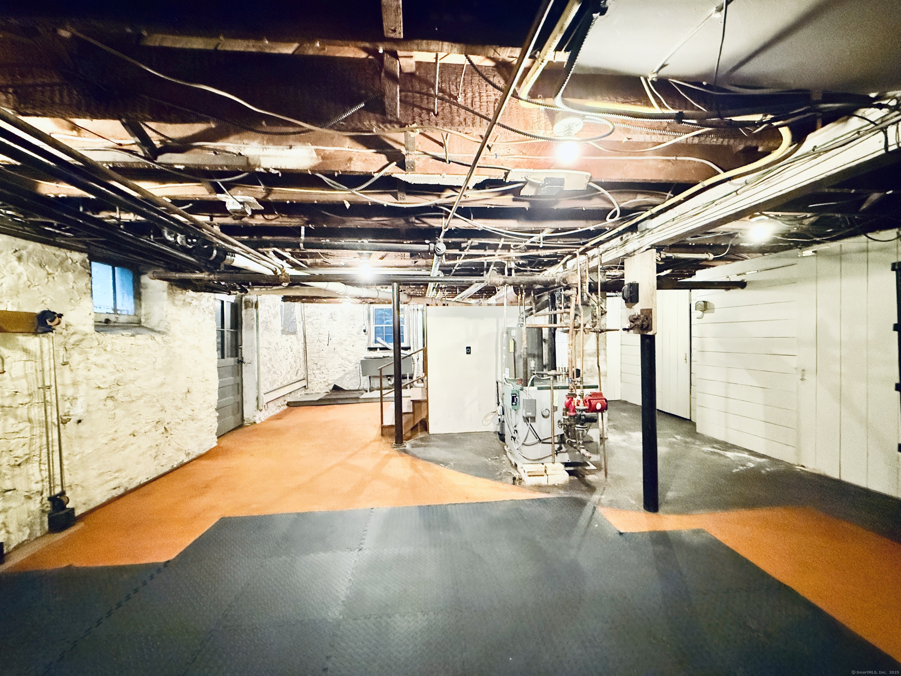 Stamford, Connecticut 06902, United States, 5 Bedrooms Bedrooms, ,3 BathroomsBathrooms,Residential,Coming Soon,227627