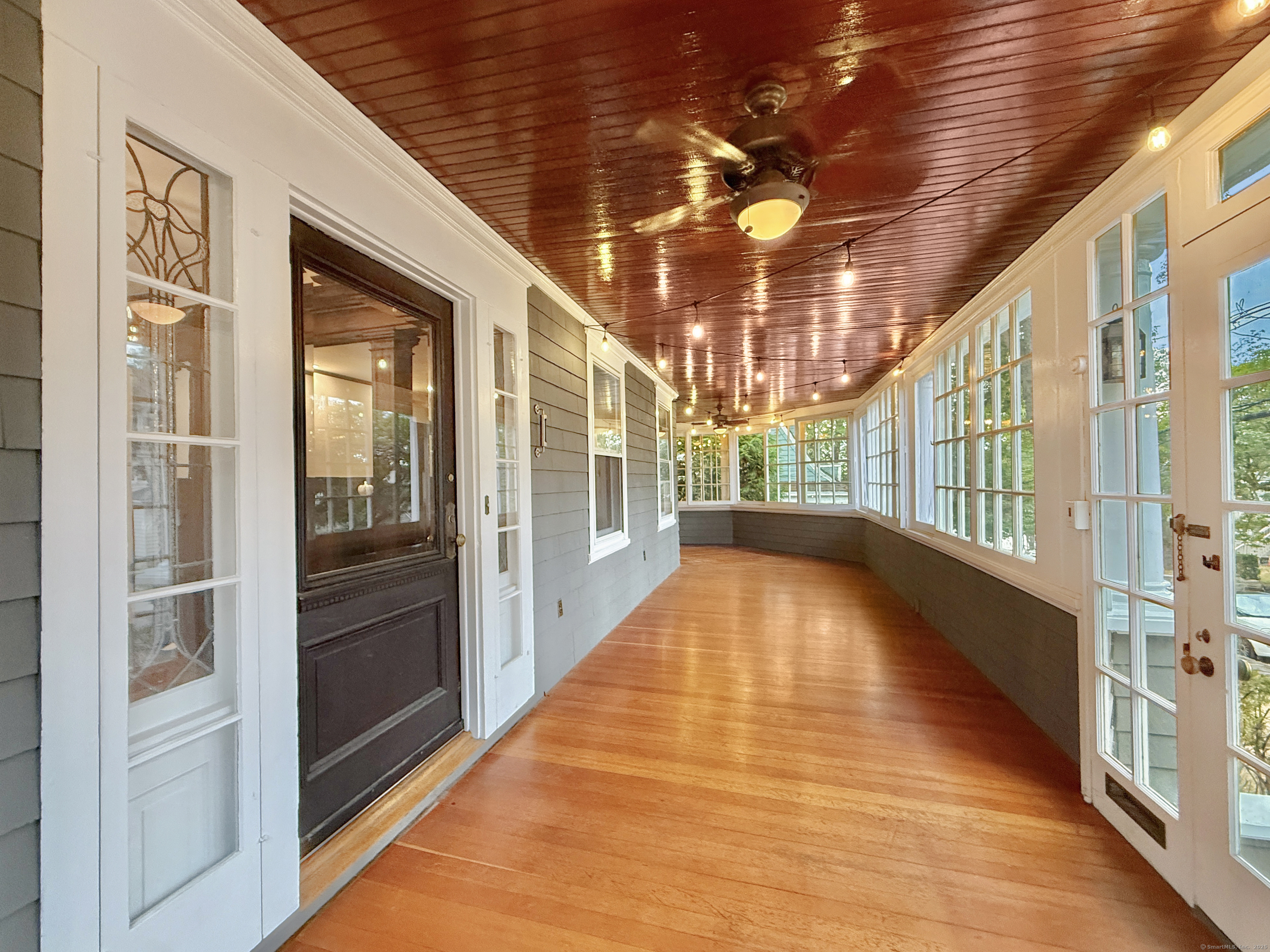 Stamford, Connecticut 06902, United States, 5 Bedrooms Bedrooms, ,3 BathroomsBathrooms,Residential,Coming Soon,227627