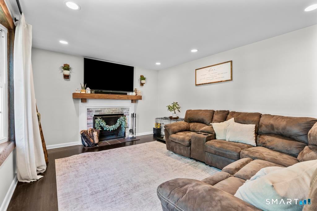 50 Bulmer Drive