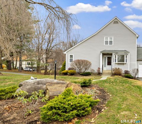 Photo of 298 Aspetuck Trail #298, Shelton, CT 06484 (MLS # 24142341)