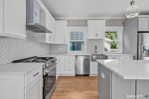 Tiny photo for 53 Washington Manor Avenue, West Haven, CT 06516 (MLS # 24213572)
