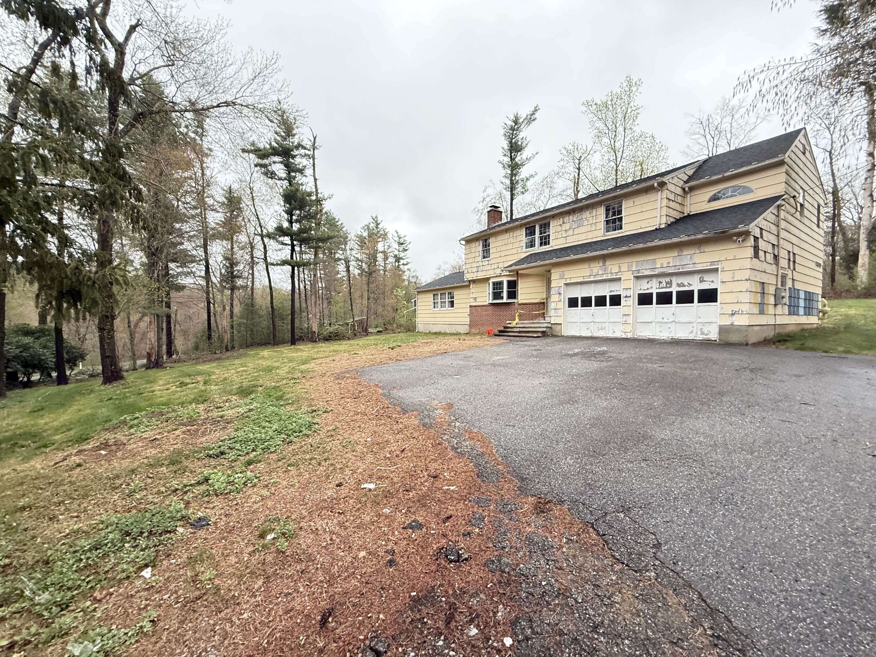 70 Old Fairwood Road, Bethany, Connecticut image 2