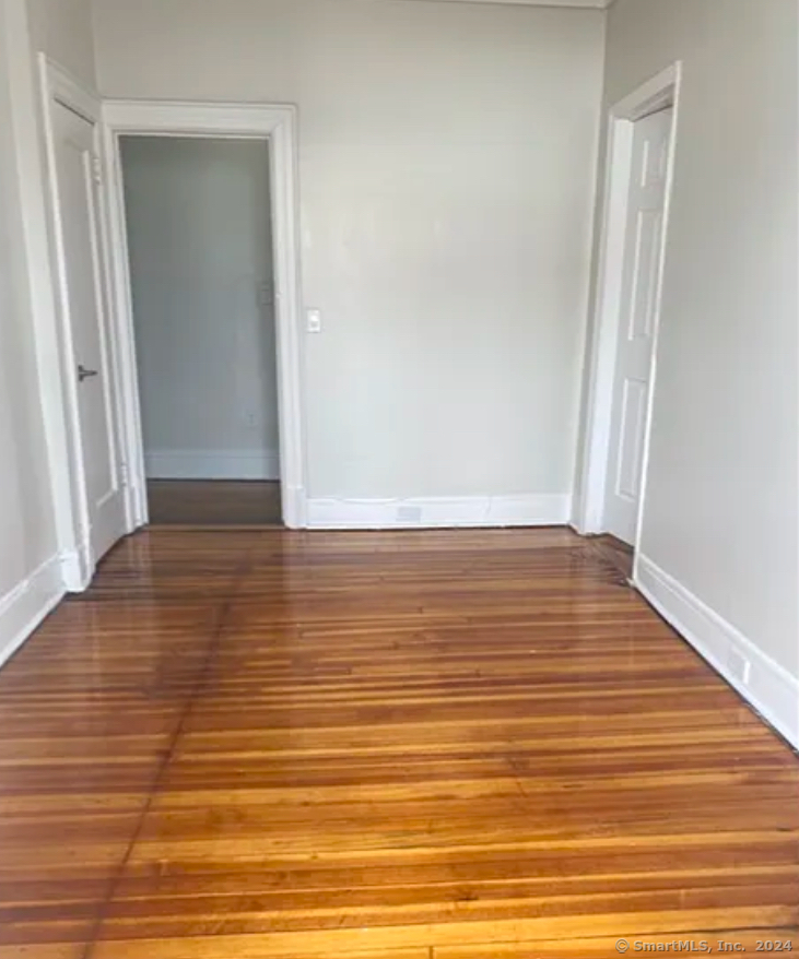 Rental Property at 1599 Fairfield Avenue 785 Hancoc, Bridgeport, Connecticut - Bedrooms: 3 
Bathrooms: 1 
Rooms: 6  - $2,300 MO.