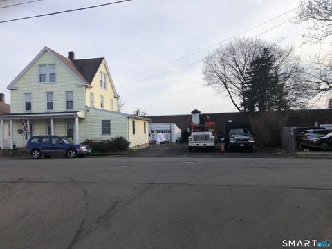 Tiny photo for 15 Oregon Avenue, Hamden, CT 06514 (MLS # 24165122)