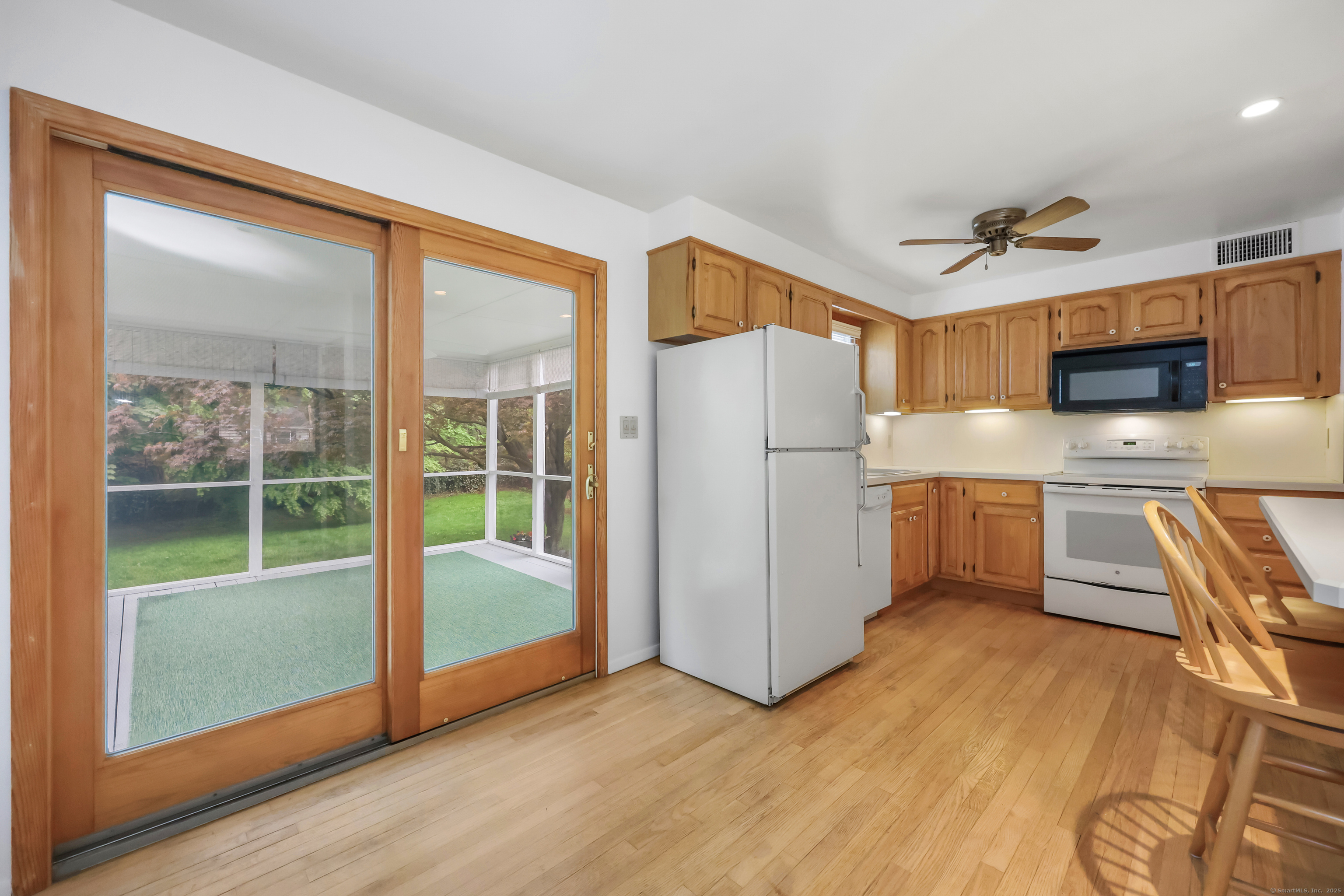 11 Arbor Drive, Norwalk, Connecticut image 13