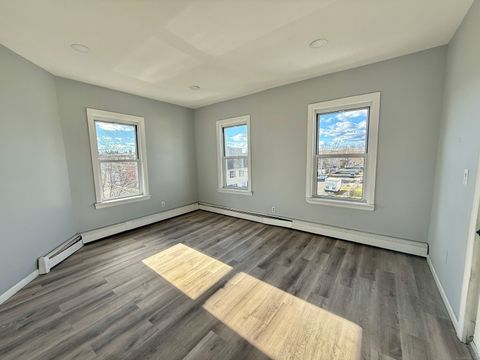 Tiny photo for 1220 Pembroke Street #3R, Bridgeport, CT 06608 (MLS # 24143437)