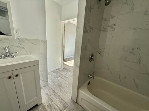 Tiny photo for 1220 Pembroke Street #3R, Bridgeport, CT 06608 (MLS # 24143437)