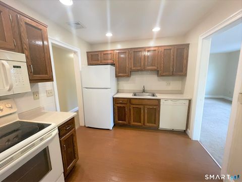 Tiny photo for 166 Old Brookfield Road #7A5, Danbury, CT 06811 (MLS # 24153054)