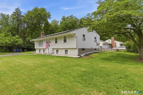 Homes For Sale - 17 Pioneer Drive<br/> Enfield, CT 06082