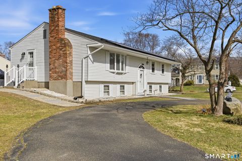 17 Pioneer Drive Enfield CT 06082
